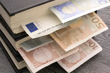 Ausbildungsvergütung: Alles zum Azubi-Gehalt + Rechner