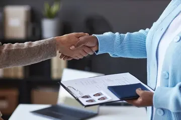 Welche Größe hat das ideale Bewerbungsfoto? Tipps 2026