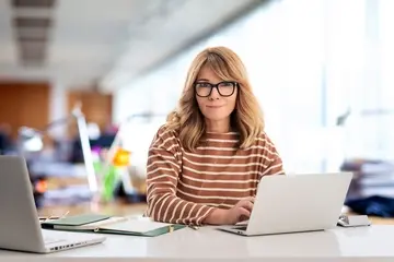 9 von 10 Frauen würden wegen Midlife-Health-Support länger im Job bleiben